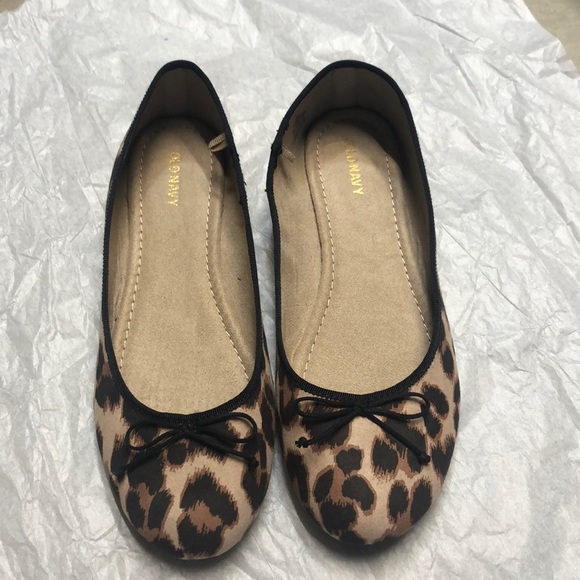 old navy cheetah flats